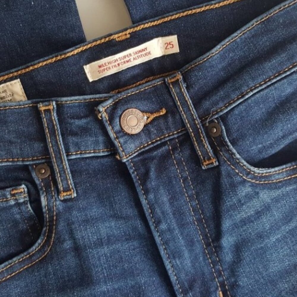 Levi's Mile High Skinny Jeans - Picture 5 of 16